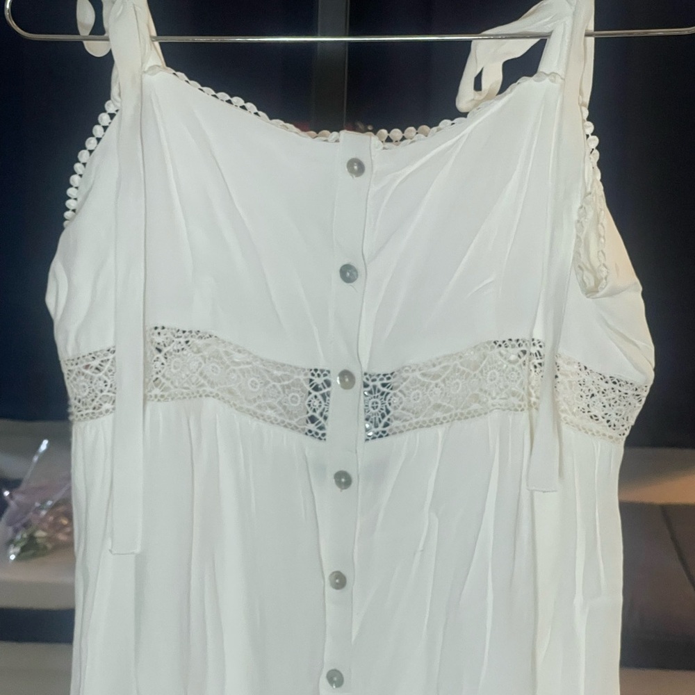 Forever 21 White Button-Front Chemise with Lace & Tie Detail. NWT. - Picture 3 of 12